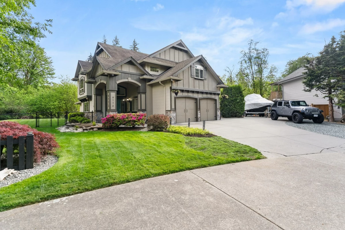 Living Room Photo of 9773 208 Street, Langley, BC