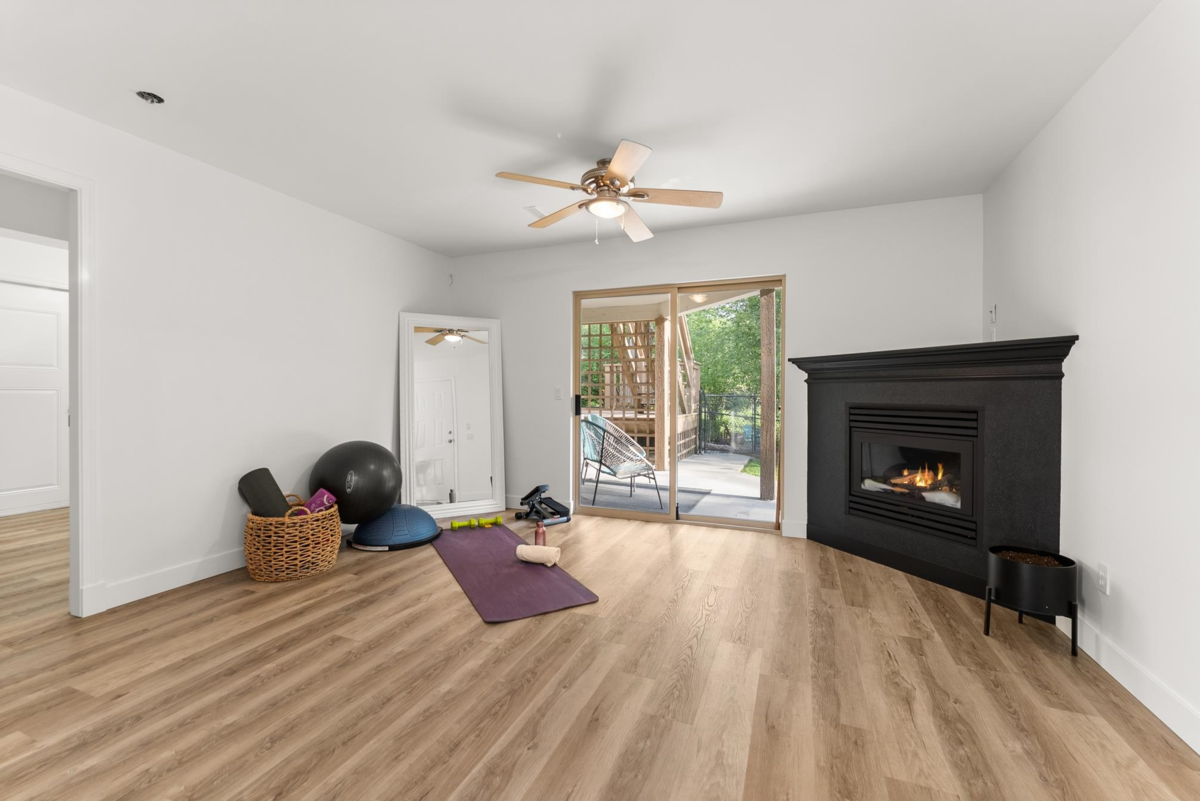 Outdoor Deck Photo of 9773 208 Street, Langley, BC