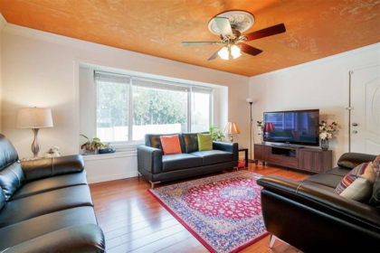 Living Room Photo of 3174 Royal Court, Abbotsford, BC