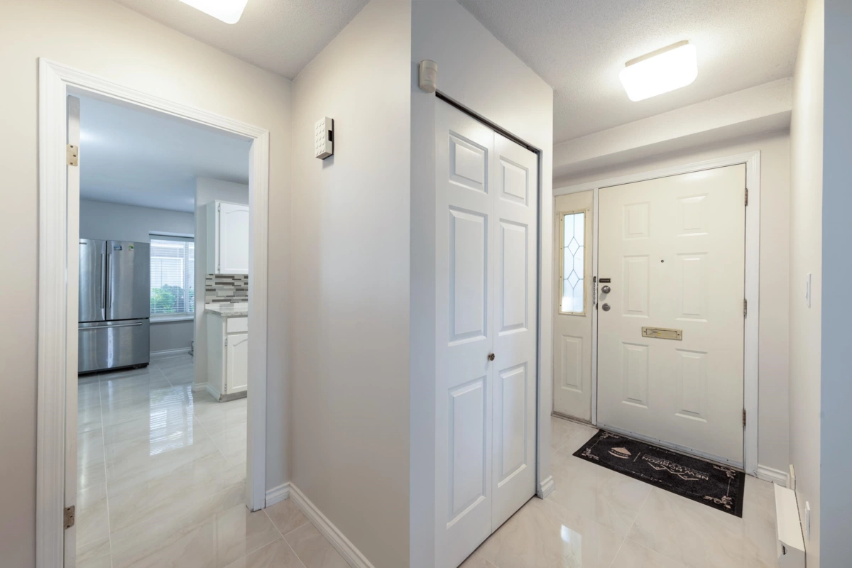 Breakfast Nook Photo of 4 7171 Blundell Road, Richmond, BC