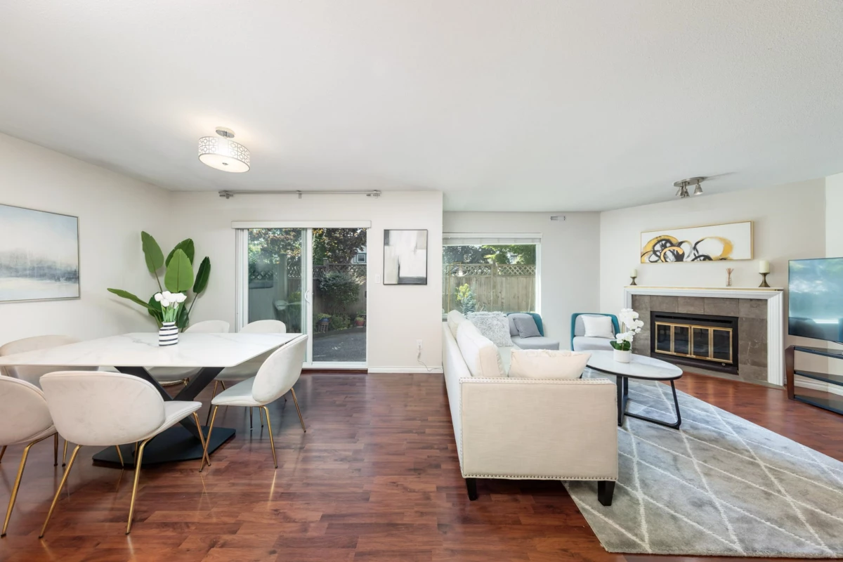 Family Room Photo of 4 7171 Blundell Road, Richmond, BC