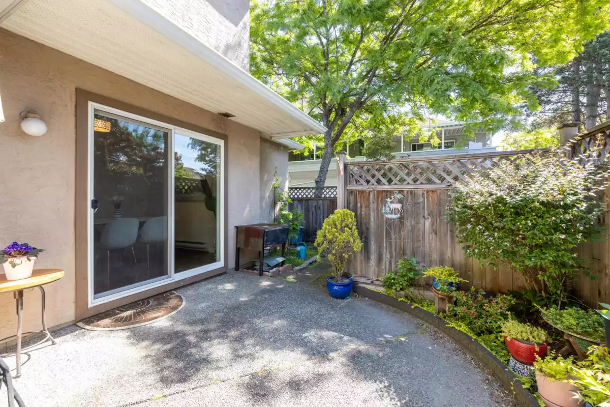 Garden / Landscaping Photo of 4 7171 Blundell Road, Richmond, BC
