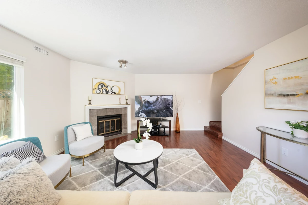 Kitchen Photo of 4 7171 Blundell Road, Richmond, BC