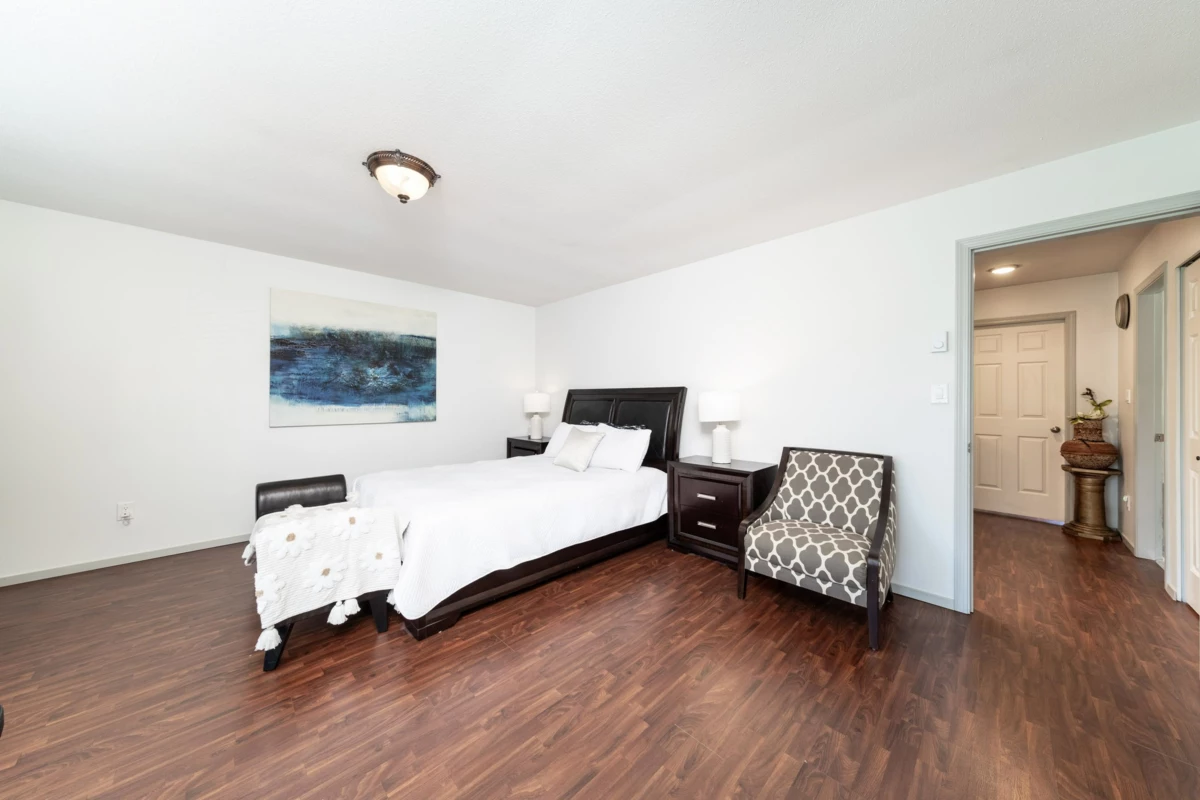 Powder Room Photo of 4 7171 Blundell Road, Richmond, BC