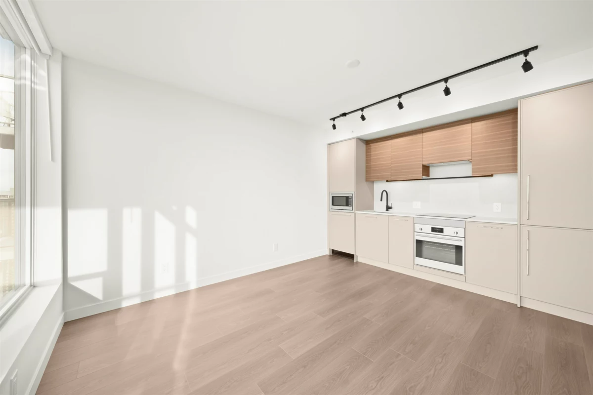 Breakfast Nook Photo of 4208 13745 George Junction, Surrey, BC