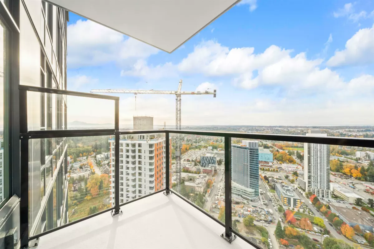 Living Room Photo of 4208 13745 George Junction, Surrey, BC