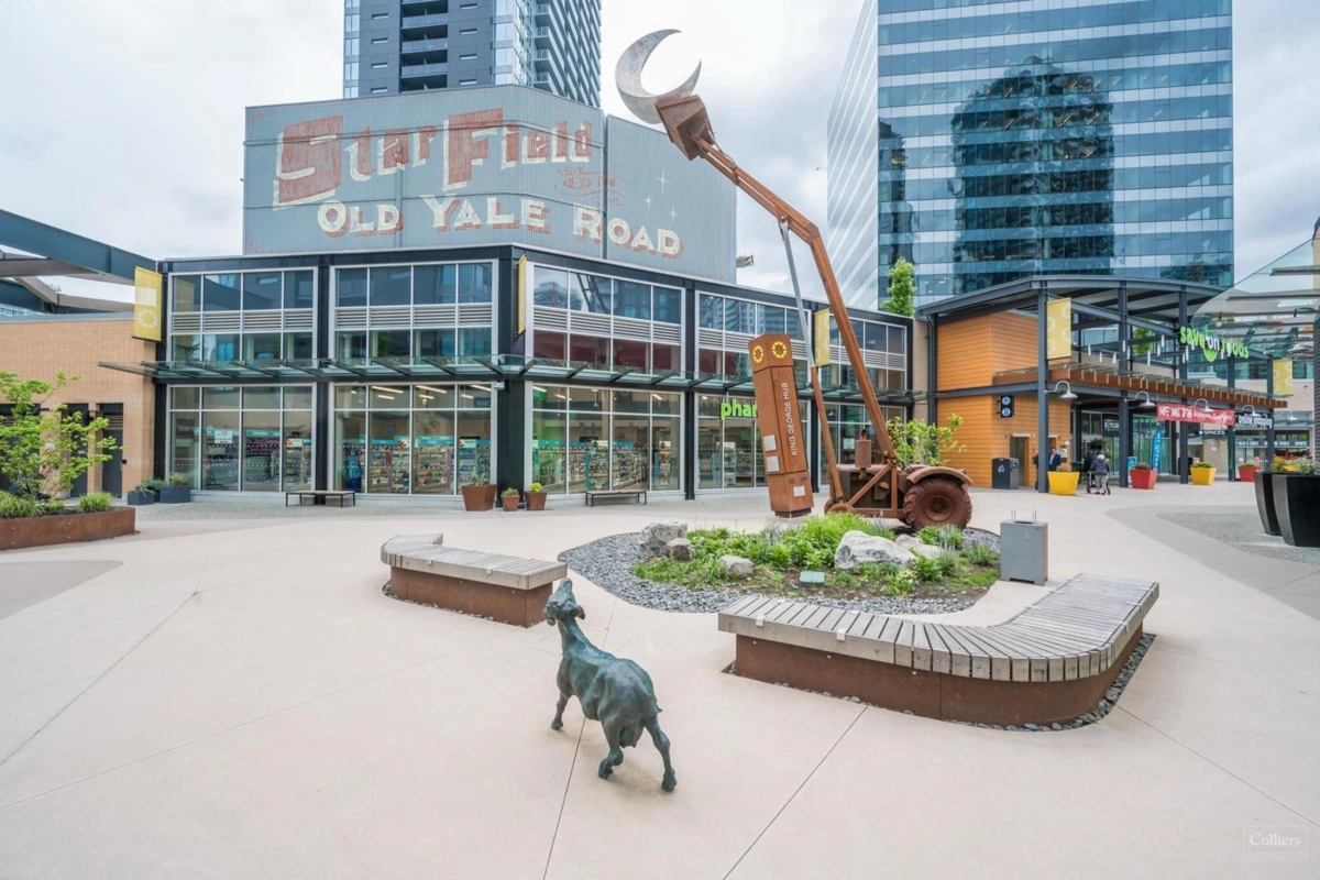 Outdoor Patio Photo of 4208 13745 George Junction, Surrey, BC