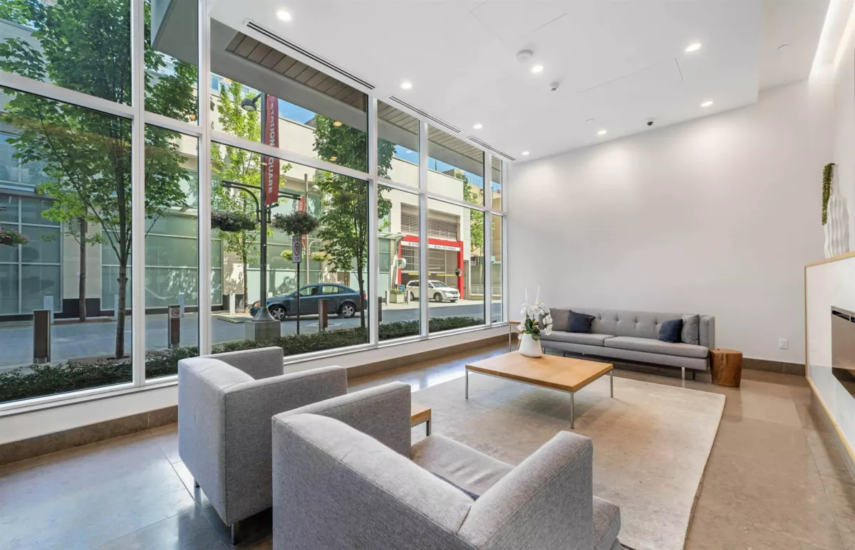 Exterior Rear Photo of 5008 4670 Assembly Way, Burnaby, BC