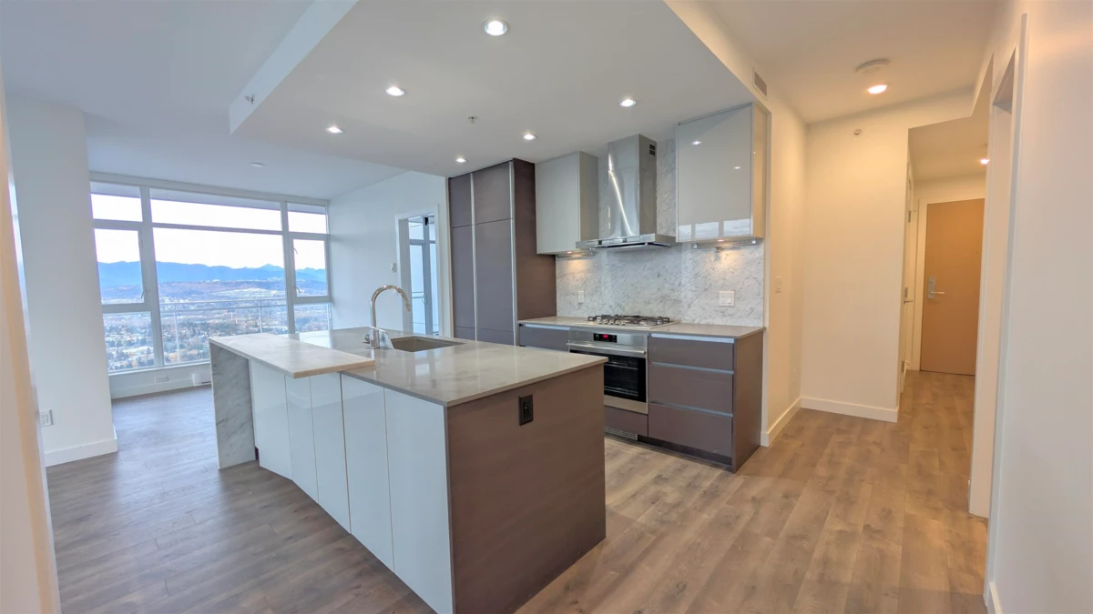 Family Room Photo of 5008 4670 Assembly Way, Burnaby, BC