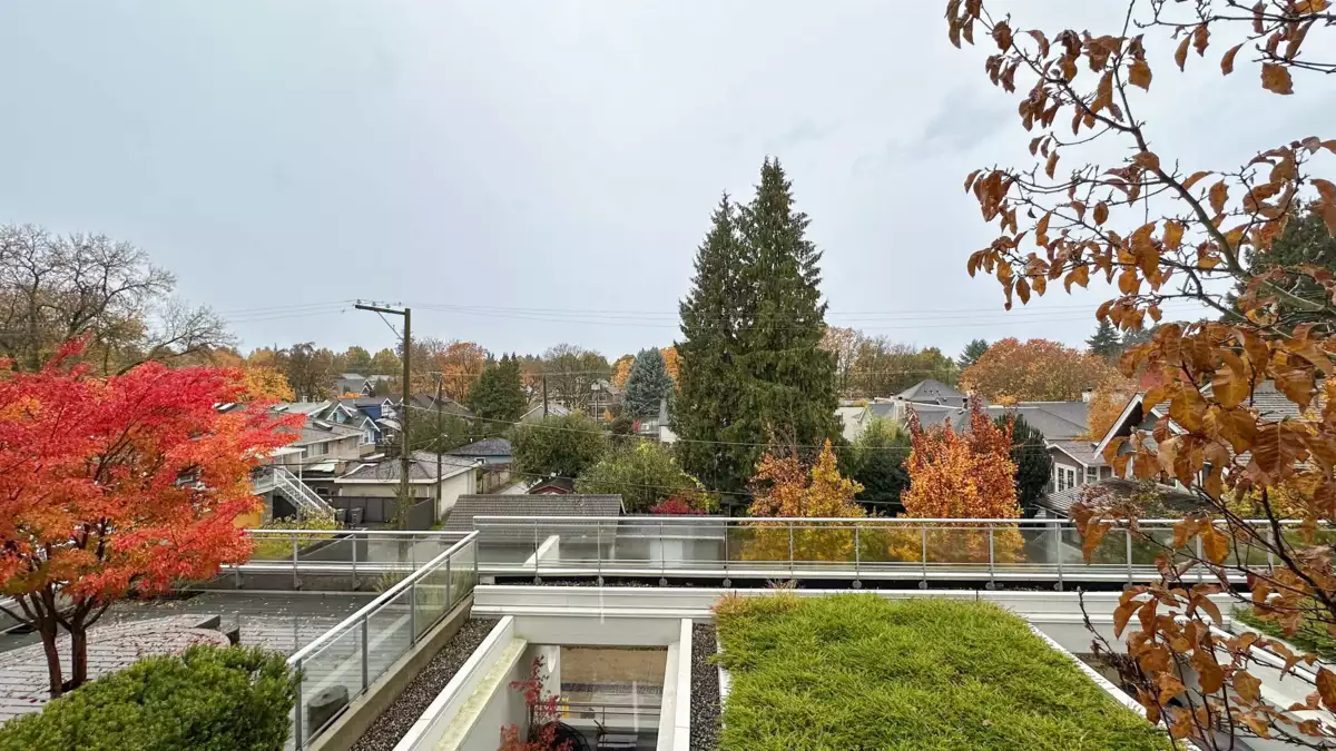 Basement Recreation Room Photo of 301 3333 Main Street, Vancouver, BC