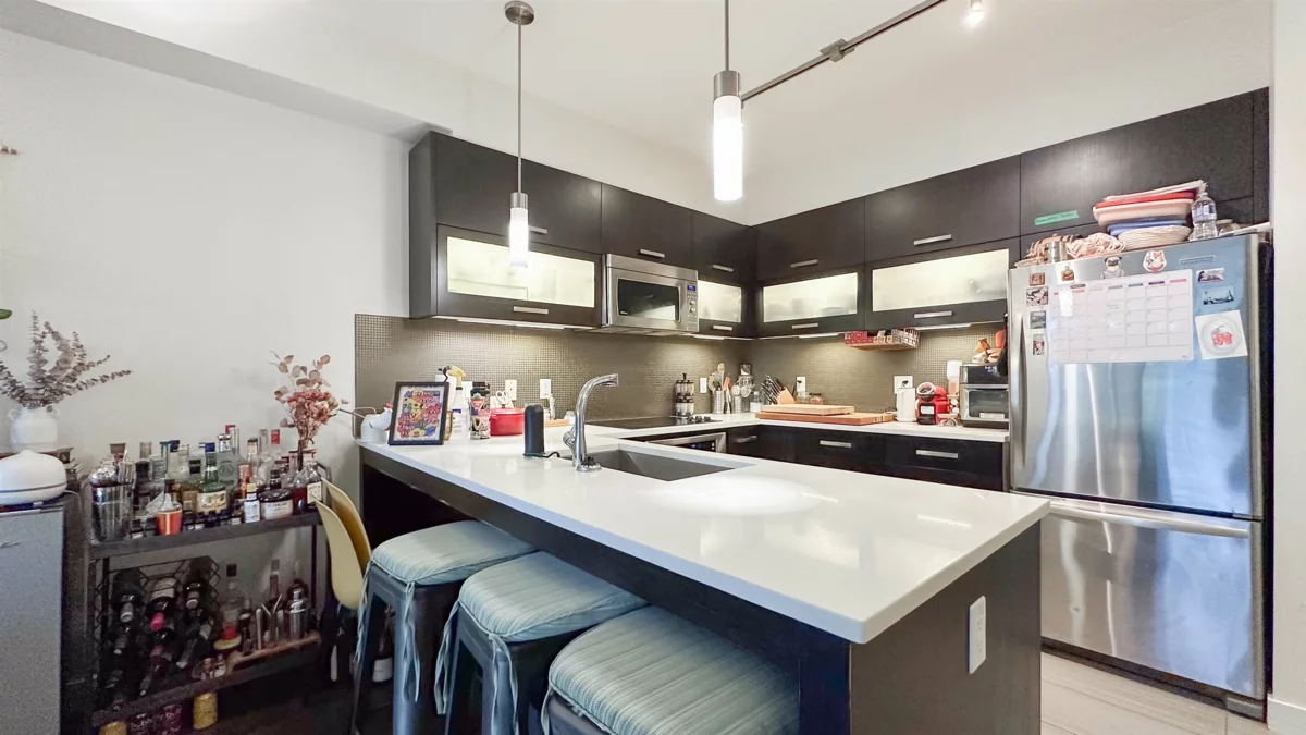 Breakfast Nook Photo of 301 3333 Main Street, Vancouver, BC