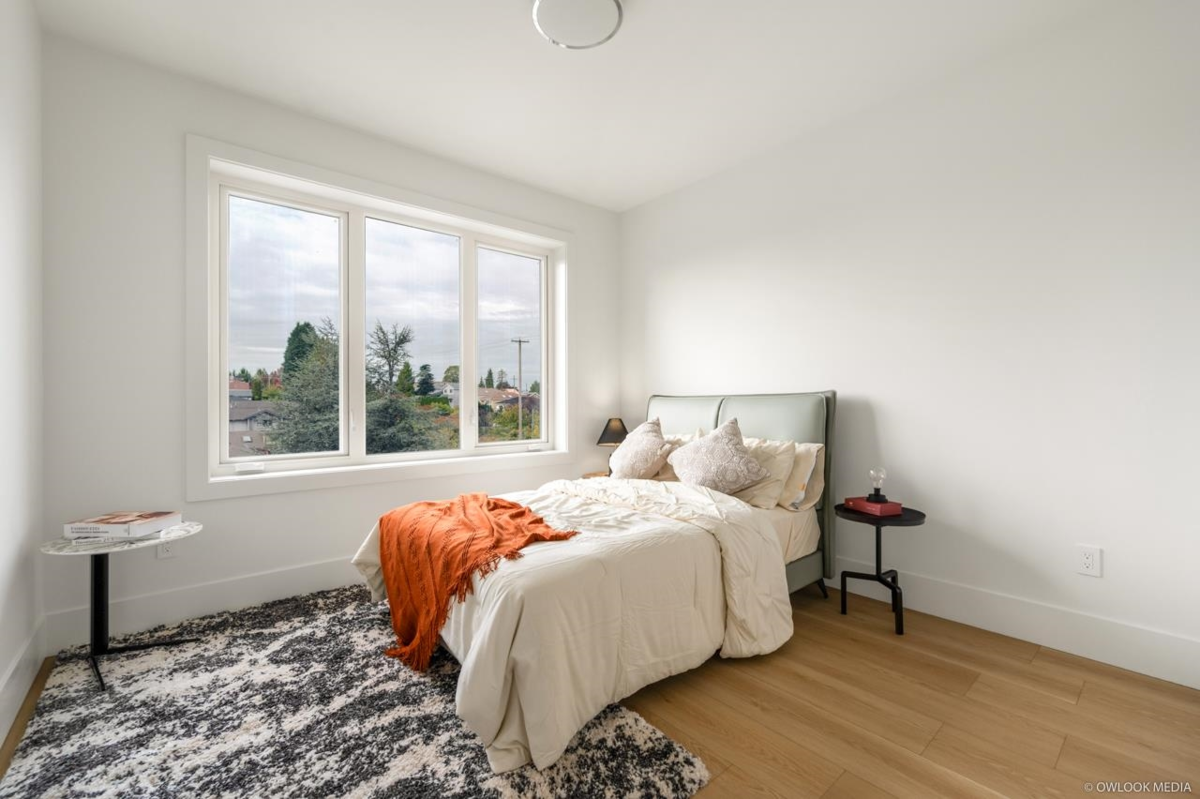 Bedroom 4 Photo of 1 2124 Renfrew Street, Vancouver, BC