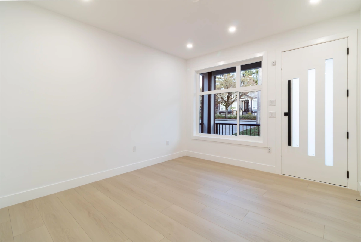 Entry Foyer Photo of 7801 116 Street Street, Delta, BC