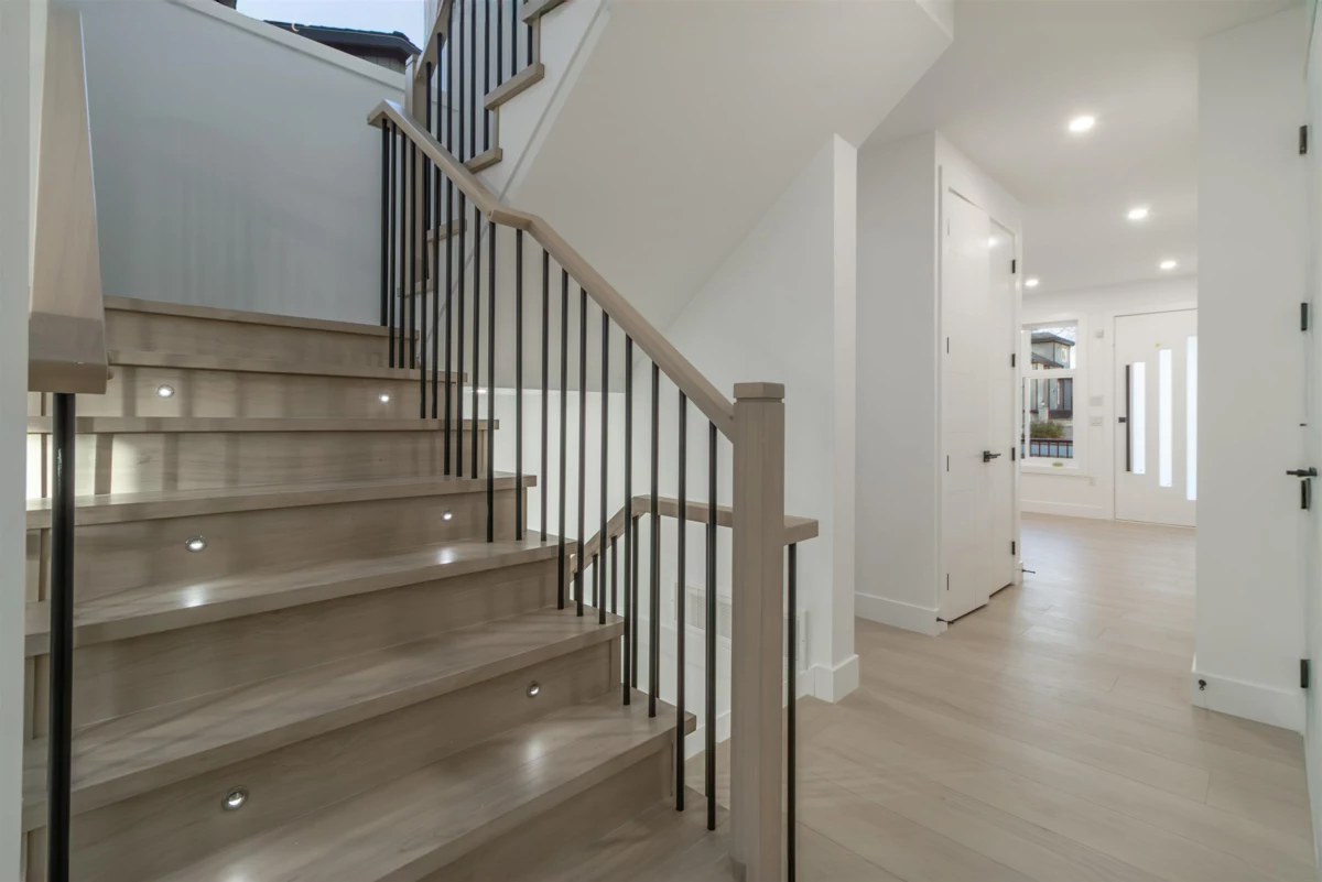 Mudroom Photo of 7801 116 Street Street, Delta, BC