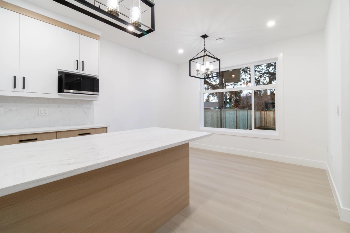 Walk-In Closet Photo of 7801 116 Street Street, Delta, BC