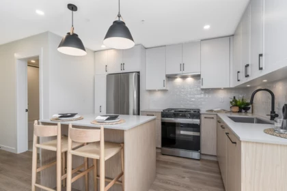 213 27218 Aldergrove Town Centre Drive, Langley, BC, Langley — Apartment/Condo for sale