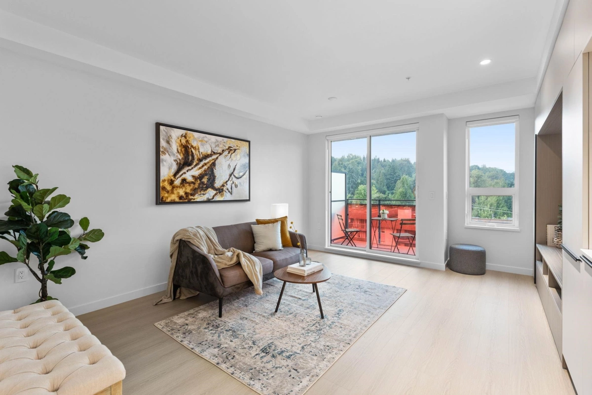 Living Room Photo of 509 2015 St. Johns Street, Port Moody, BC