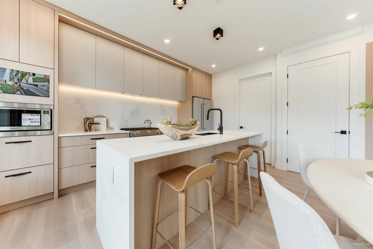 Primary Bedroom Photo of 2 3121 E 46th Avenue, Vancouver, BC