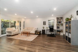 310 1000 Bowron Court, North Vancouver, BC