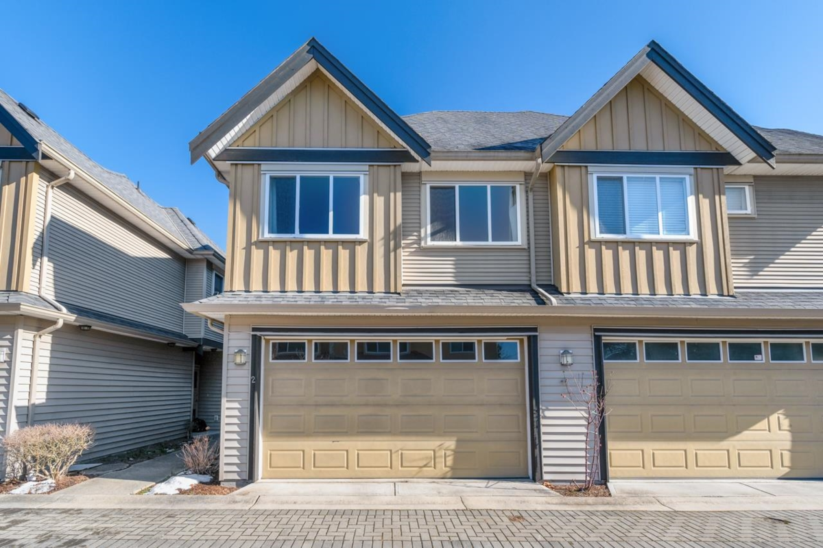 Entry Foyer Photo of 2 8271 Francis Road, Richmond, BC