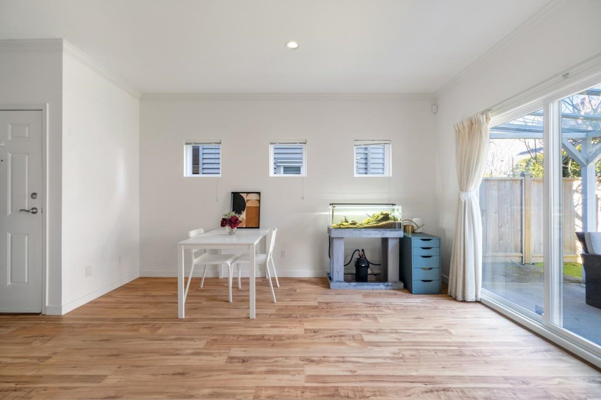Kitchen Island Photo of 2 8271 Francis Road, Richmond, BC