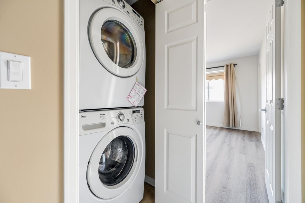 Powder Room Photo of 2 8271 Francis Road, Richmond, BC