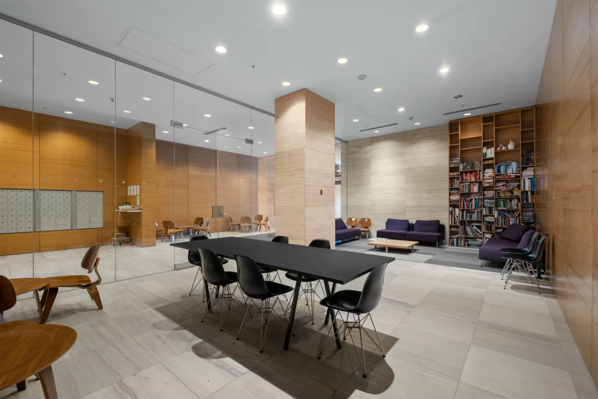 Backyard Photo of 2405 Heather Street, Vancouver, BC