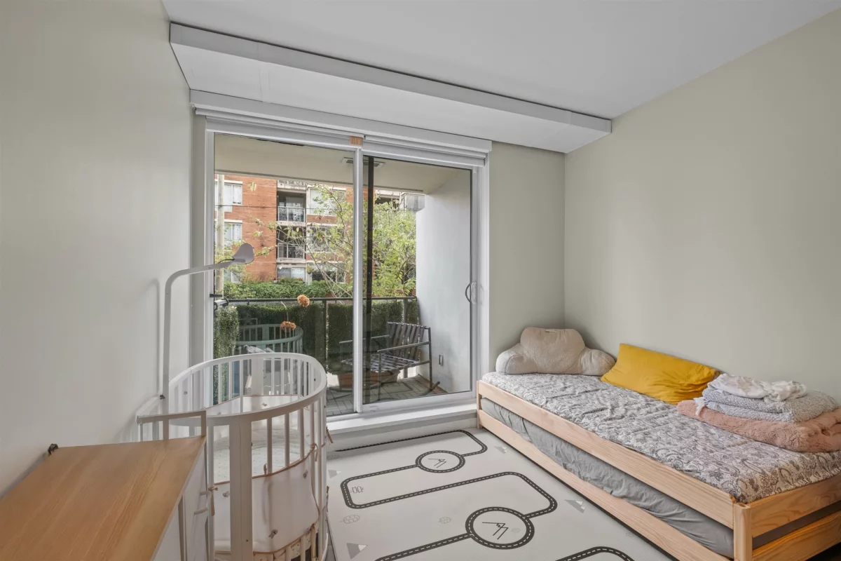 Basement Recreation Room Photo of 2405 Heather Street, Vancouver, BC