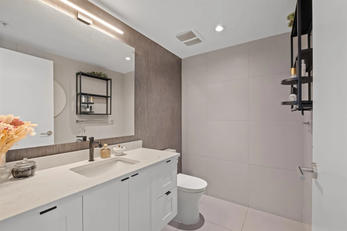 Bedroom 3 Photo of 2405 Heather Street, Vancouver, BC