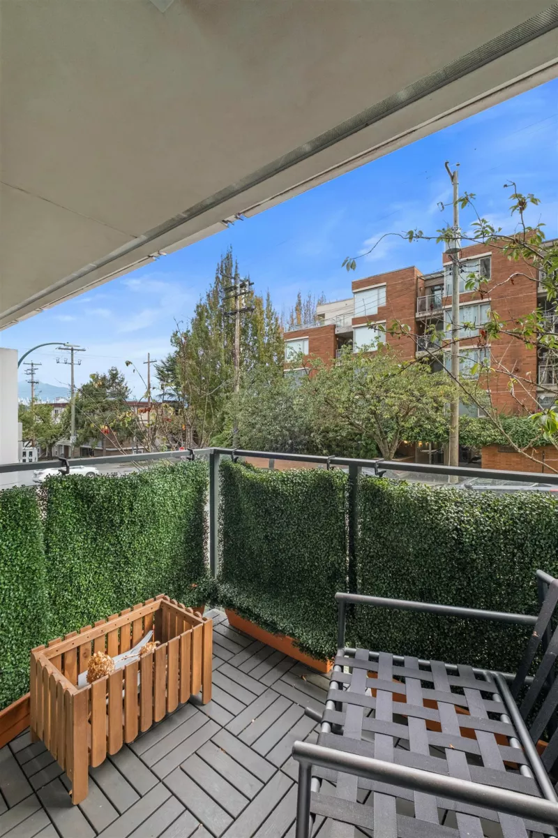 Mudroom Photo of 2405 Heather Street, Vancouver, BC