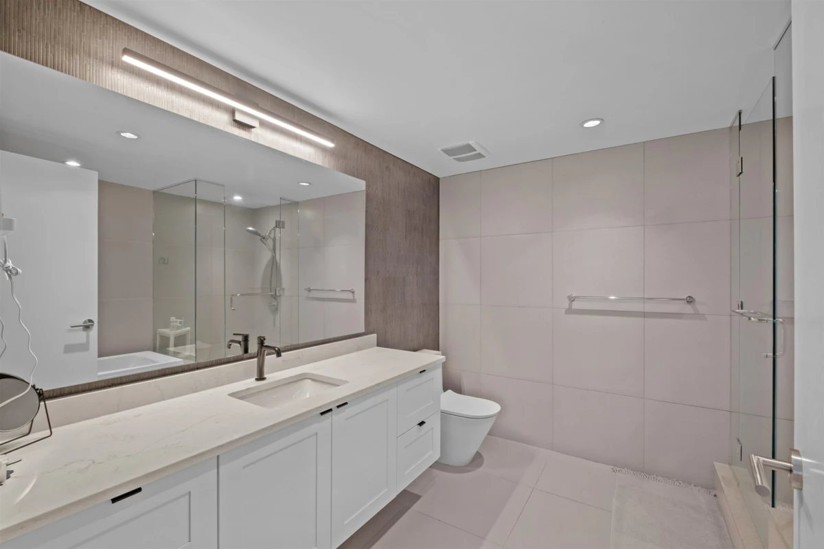 Office / Den Photo of 2405 Heather Street, Vancouver, BC