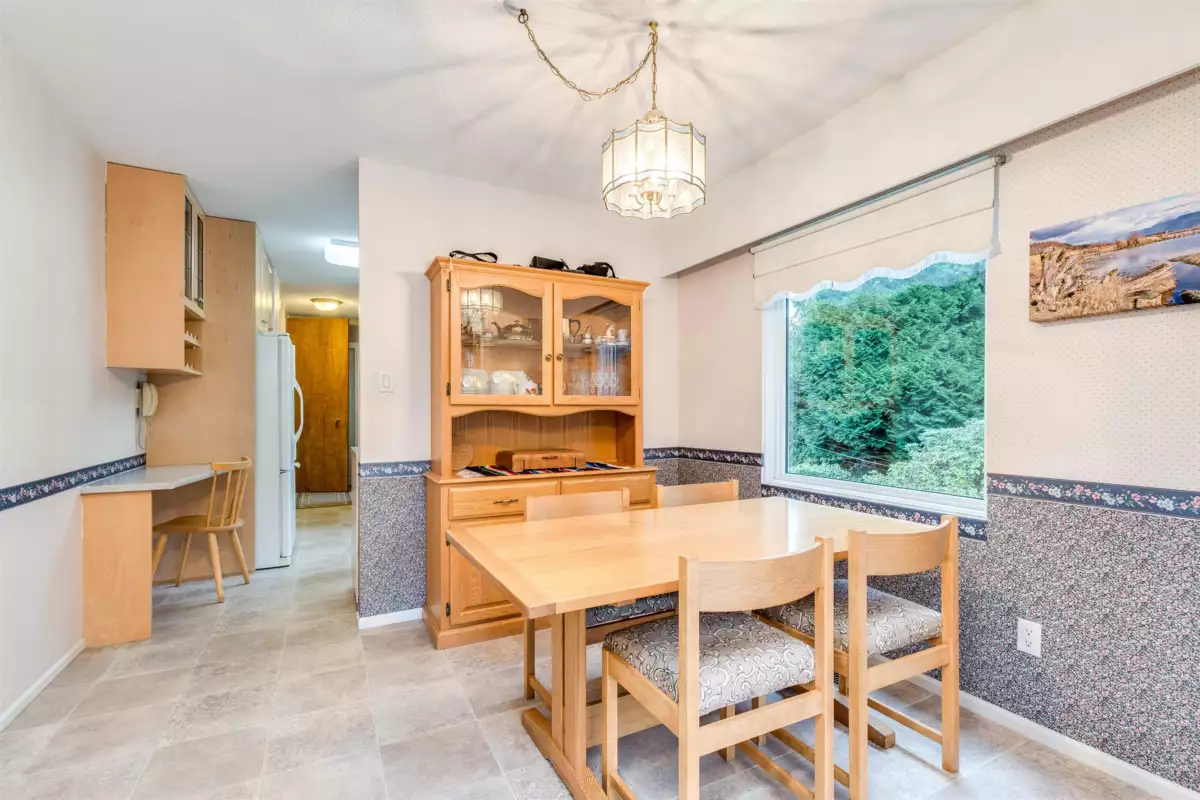 Primary Bathroom Photo of 3005 Fleet Street, Coquitlam, BC