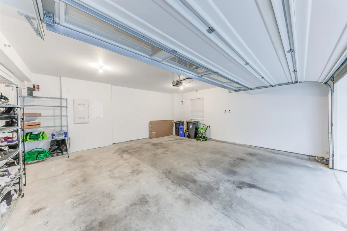 Kitchen Photo of 74 20487 65 Avenue, Langley, BC