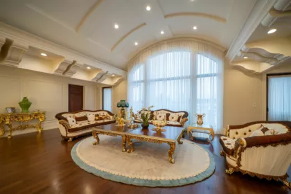 Entry Foyer Photo of 11400 No. 2 Road, Richmond, BC