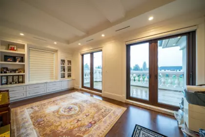 Mudroom Photo of 11400 No. 2 Road, Richmond, BC