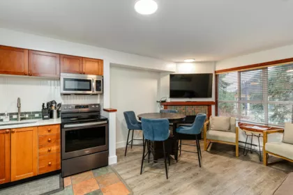 24/24A 4388 Northlands Boulevard, Whistler, BC, Whistler — Townhouse for sale