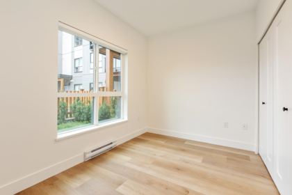 Walk-In Closet Photo of 114 20282 72b Avenue, Langley, BC
