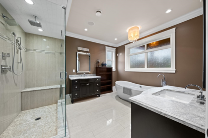 Basement Recreation Room Photo of 14072 32a Avenue, Surrey, BC