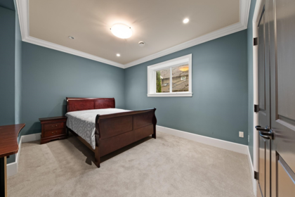 Hallway Photo of 14072 32a Avenue, Surrey, BC