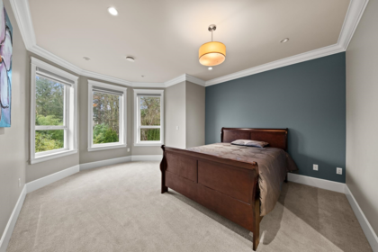 Laundry Room Photo of 14072 32a Avenue, Surrey, BC