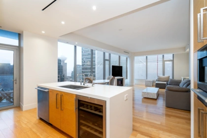 1803 667 Howe Street, Vancouver, BC, Vancouver — Apartment/Condo for sale