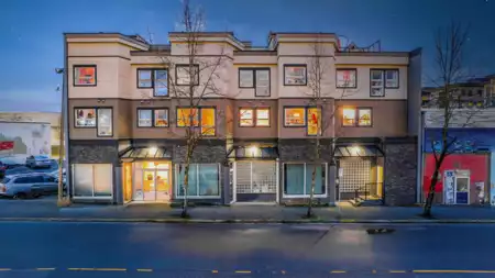 205 22720 119 Avenue, Maple Ridge, BC, East Central — 2 bed apartment/condo for sale