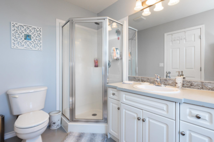 Laundry Room Photo of 13559 62b Avenue, Surrey, BC