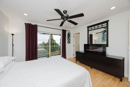 Bedroom 4 Photo of 1405 Velvet Road, Gibsons, BC