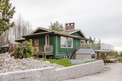 1405 Velvet Road, Gibsons, BC, Gibsons — Single Family Residence for sale