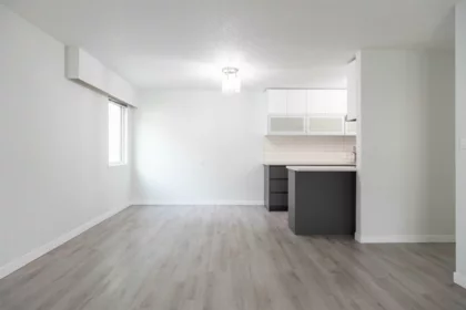 216 780 Premier Street, North Vancouver, BC, North Vancouver — Apartment/Condo for sale