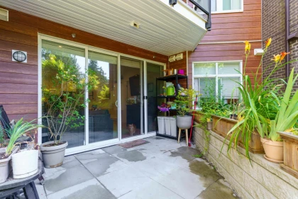 Entry Foyer Photo of 119 5415 Brydon Crescent, Langley, BC