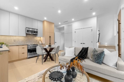 1947 E 13th Avenue, Vancouver, BC, Vancouver — 2 bed half duplex for sale