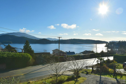 Outdoor Kitchen Photo of 659 Gibsons Way, Gibsons, BC