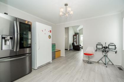 Basement Recreation Room Photo of 16089 80 Avenue, Surrey, BC